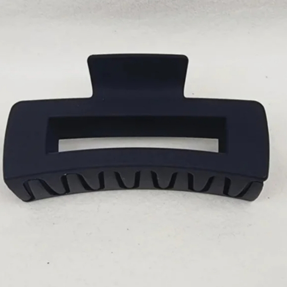 Claw Clip Hair Accessories - Picture 1 of 3